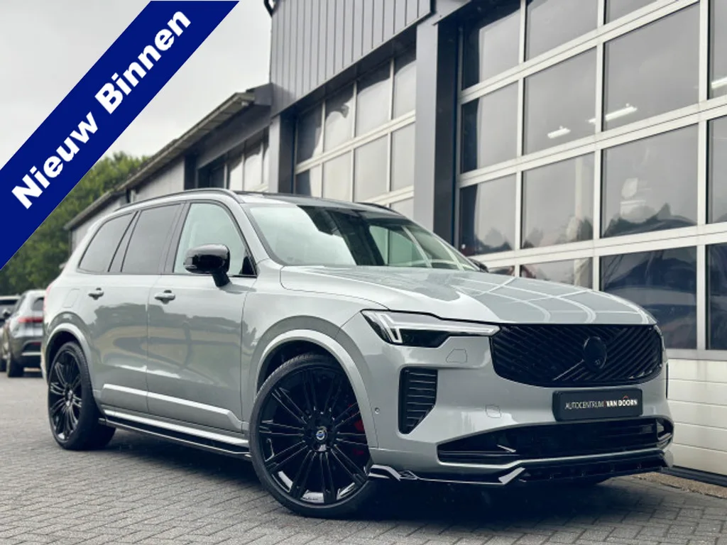 Volvo XC90 (2025) — foto 1