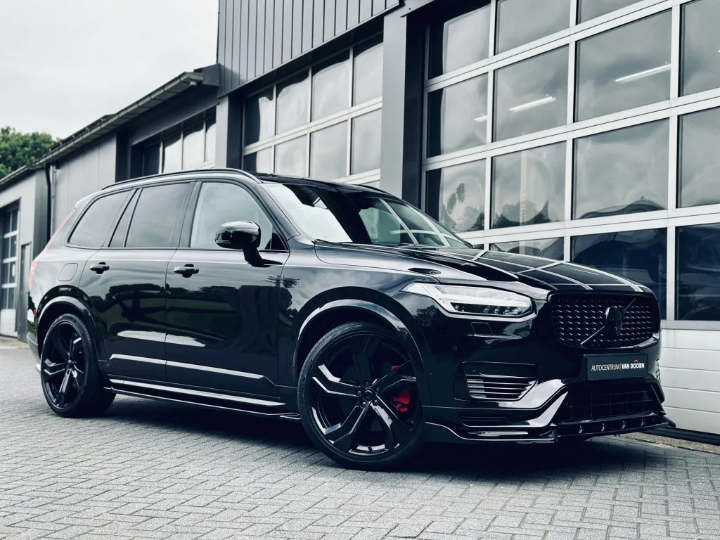 Volvo XC90 (2023) — foto 1