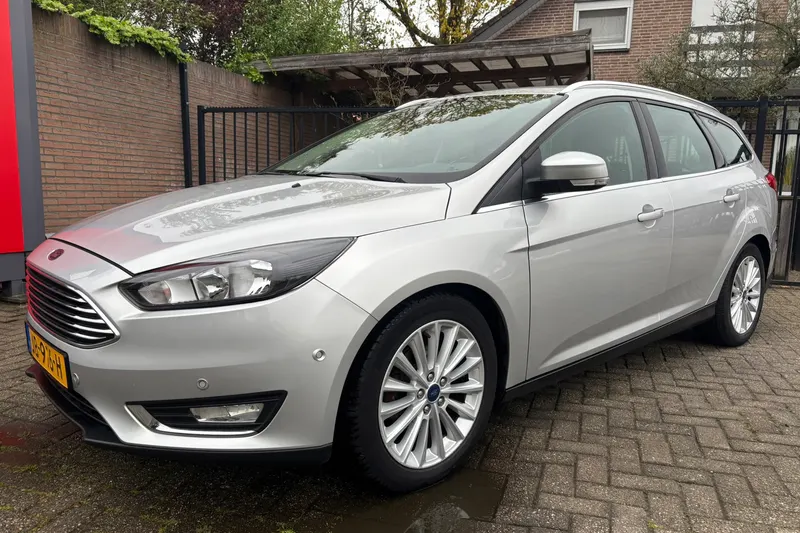 Ford Focus (2016)