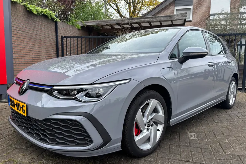 Volkswagen Golf (2022)