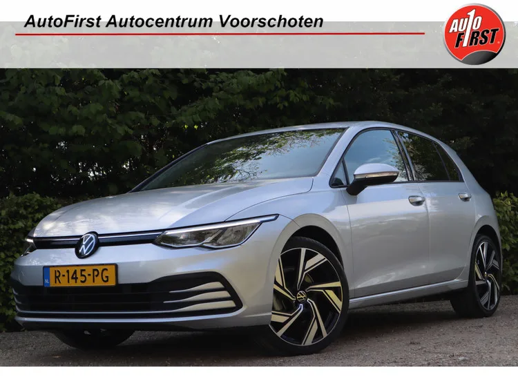Volkswagen Golf (2022) — foto 1