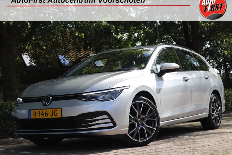 Volkswagen Golf (2022)