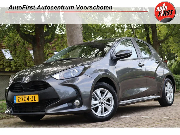 Toyota Yaris (2024) — foto 1