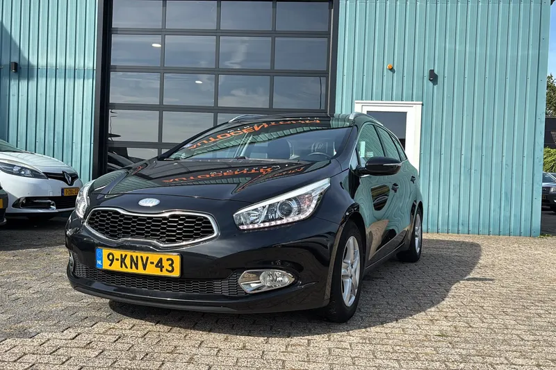 Kia Ceed (2013)