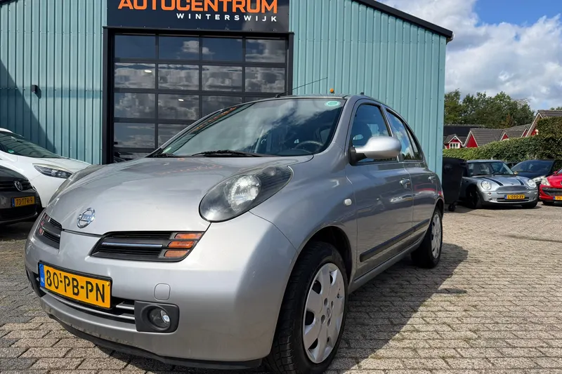 Nissan Micra (2004)