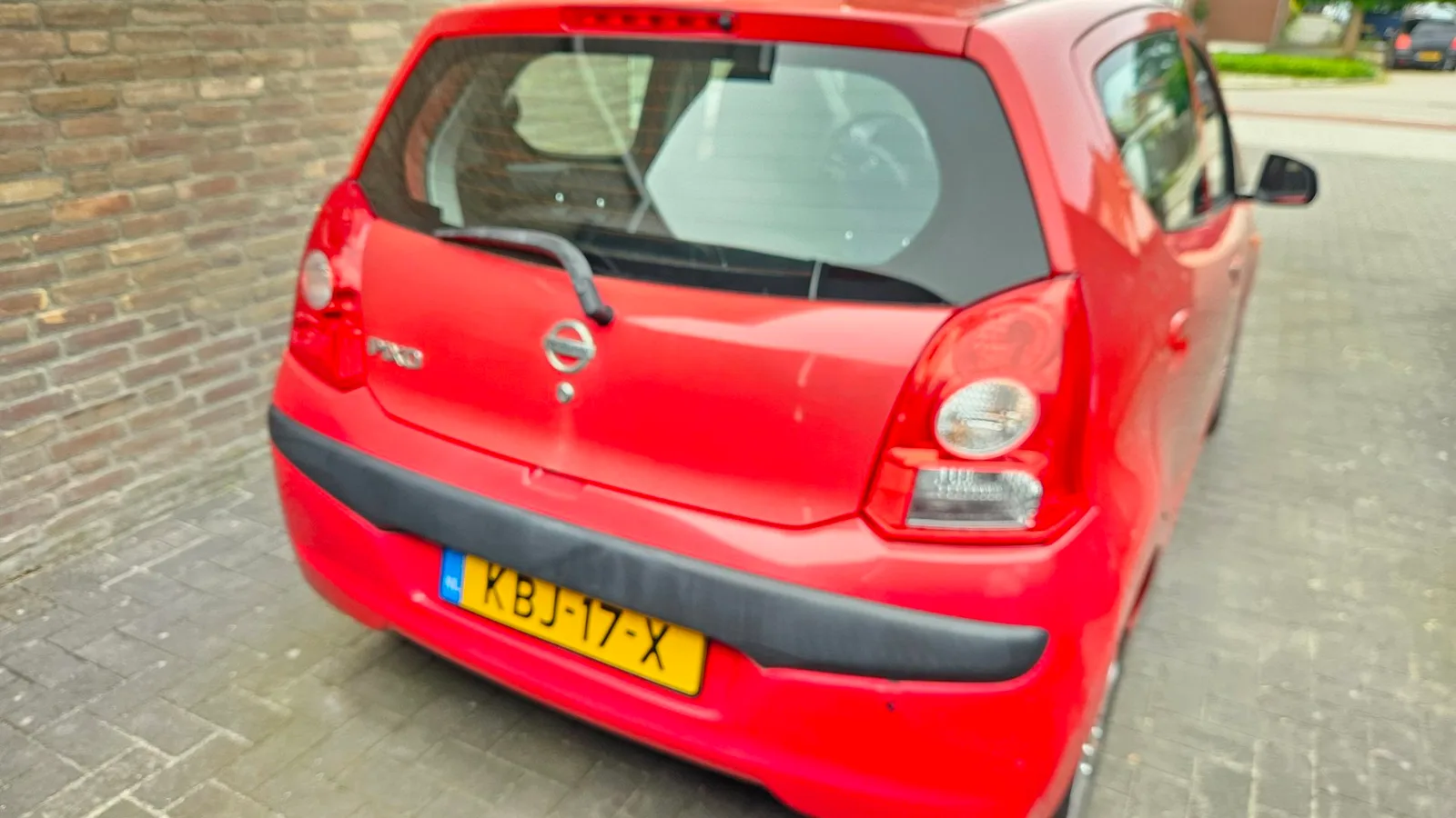 Nissan Pixo (2011) — foto 1