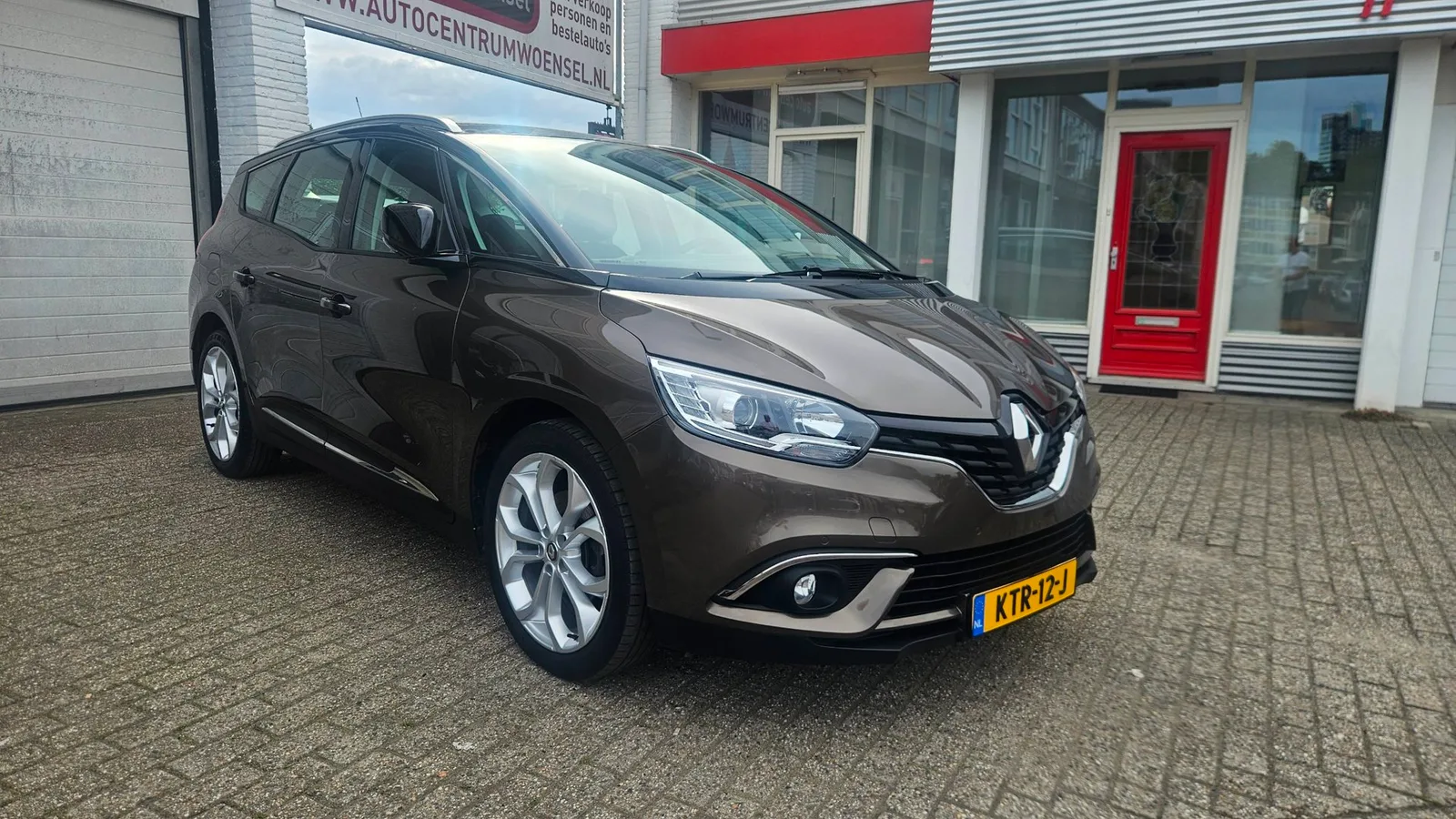 Renault Grand Scénic (2019) — foto 1