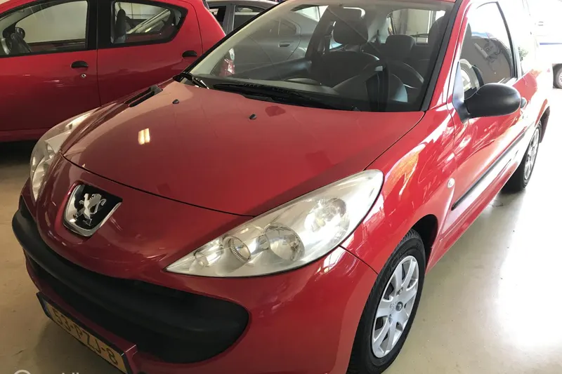 Peugeot 206 (2011)