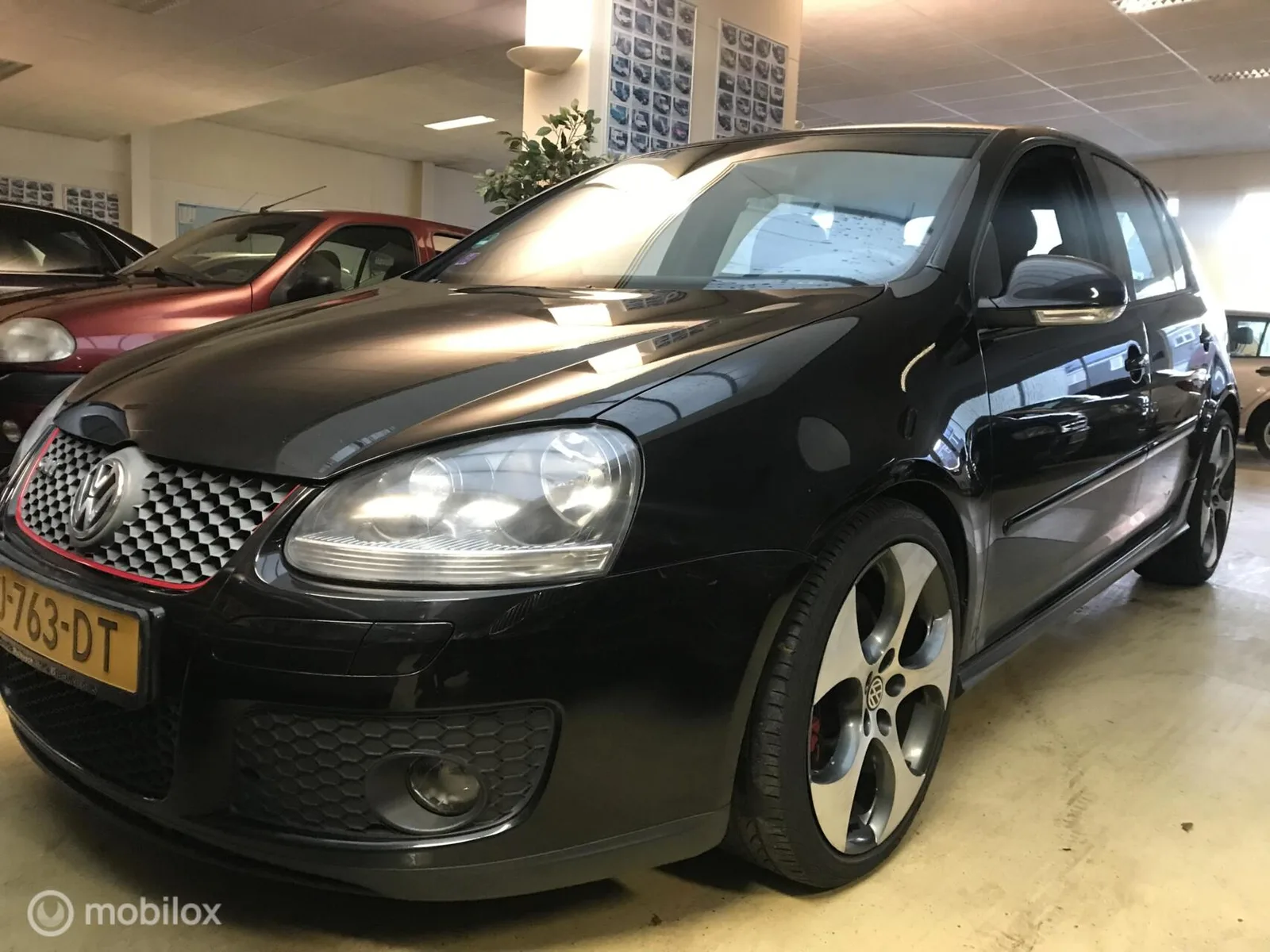 Volkswagen Golf (2005) — foto 1