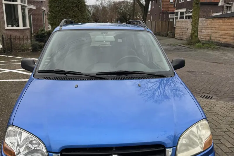 Suzuki Ignis (2002)