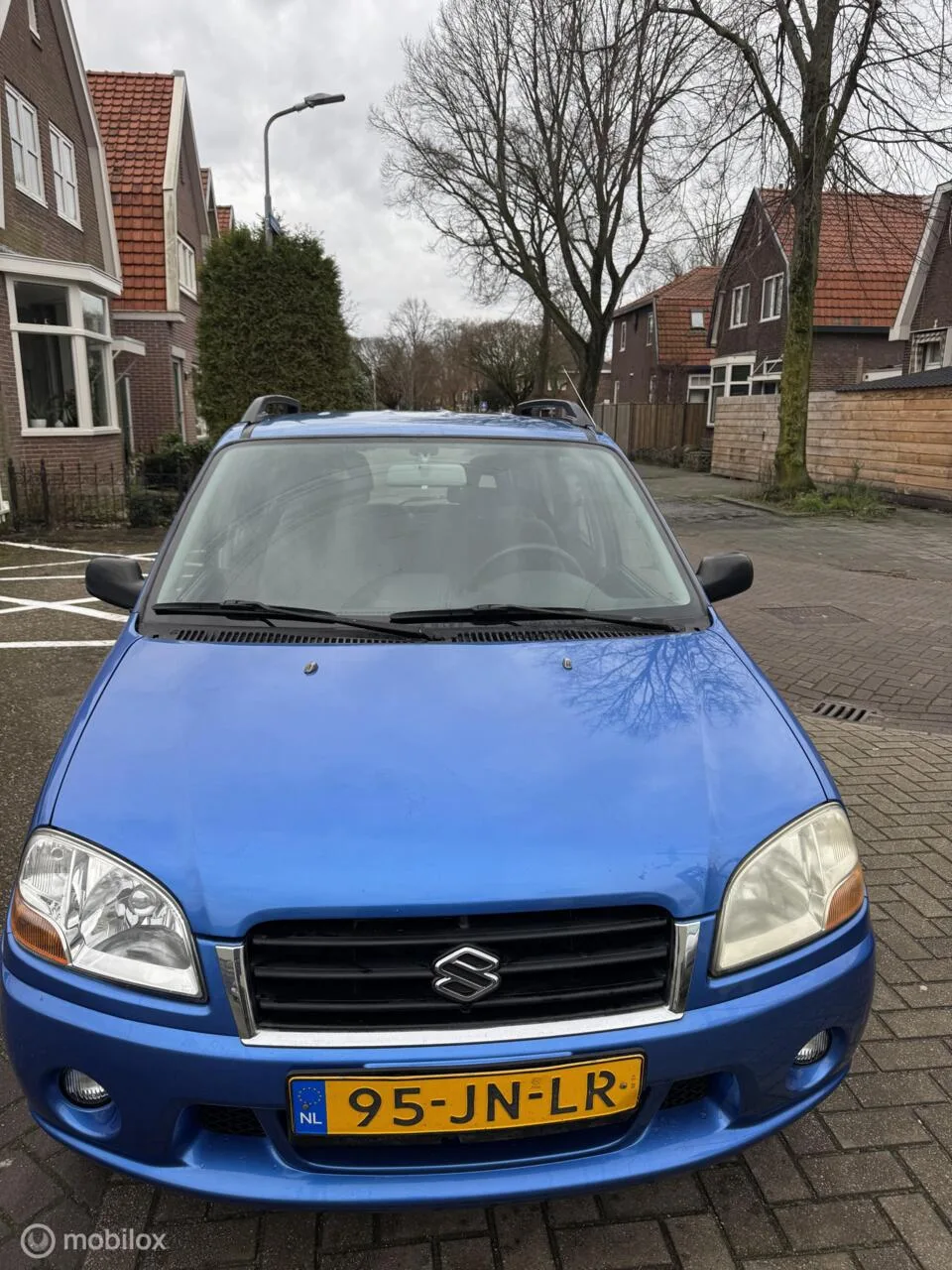 Suzuki Ignis (2002) — foto 1