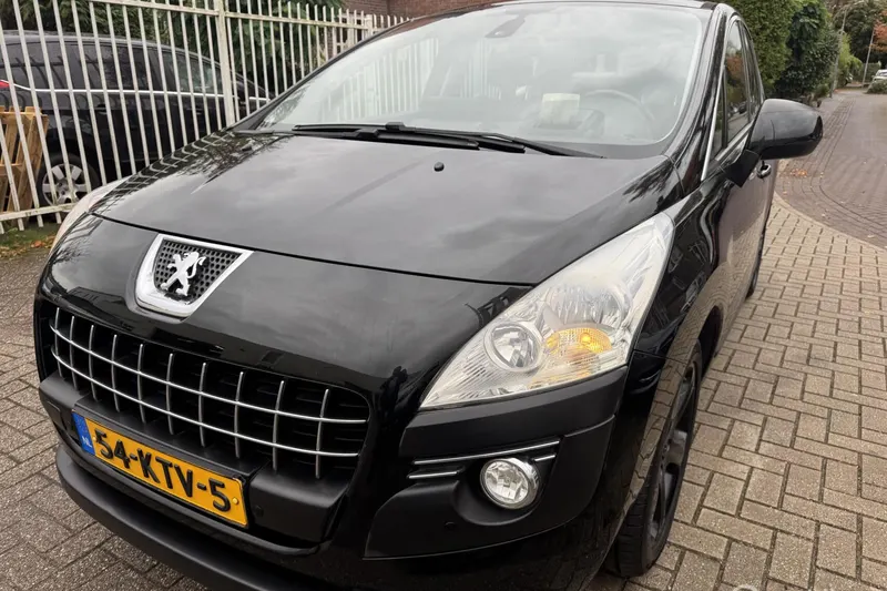 Peugeot 3008 (2010)
