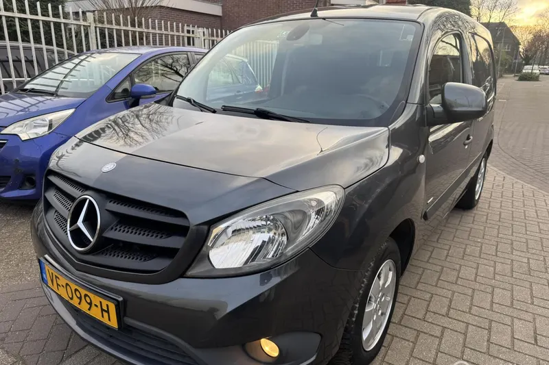 Mercedes-Benz Citan (2013)