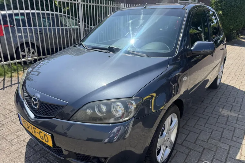 Mazda 2 (2006)