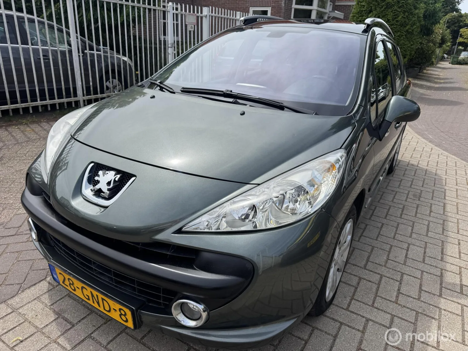 Peugeot 207 (2008) — foto 1