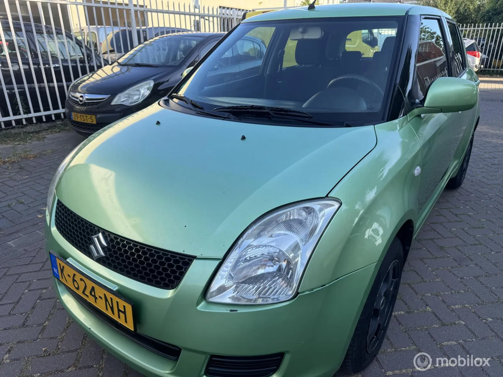 Suzuki Swift (2009) — foto 1