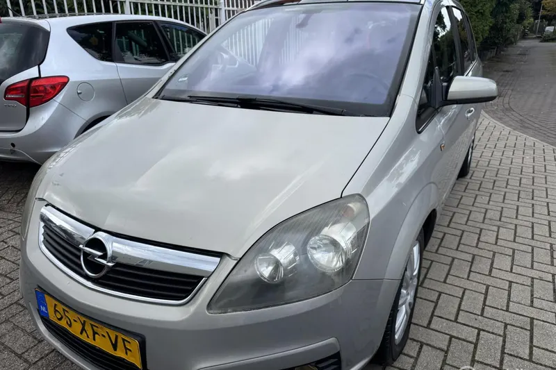 Opel Zafira (2007)
