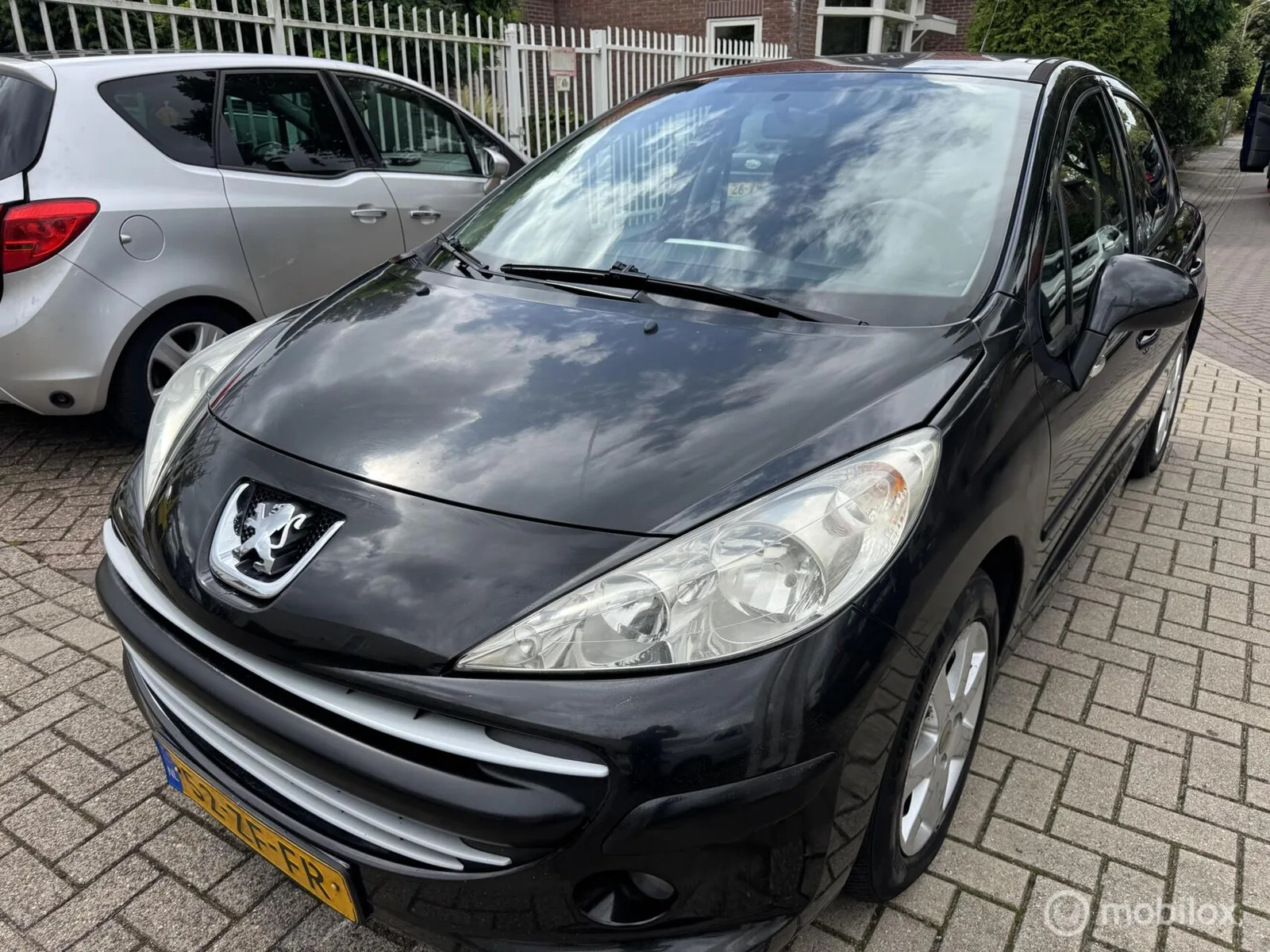 Peugeot 207 (2008) — foto 1