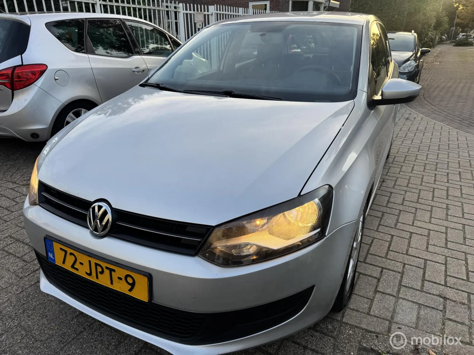 Volkswagen Polo (2009) — foto 1