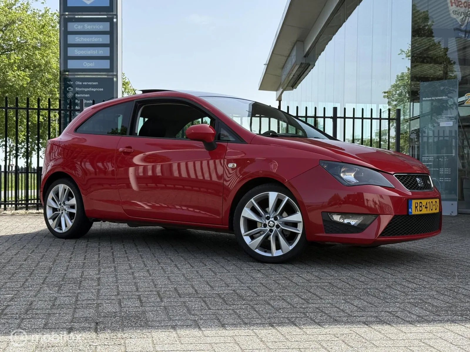 SEAT Ibiza (2014) — foto 1