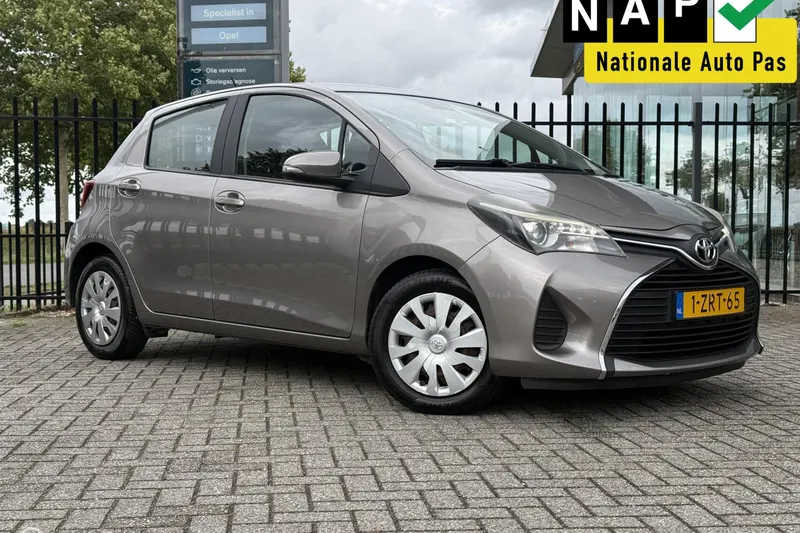 Toyota Yaris (2015)