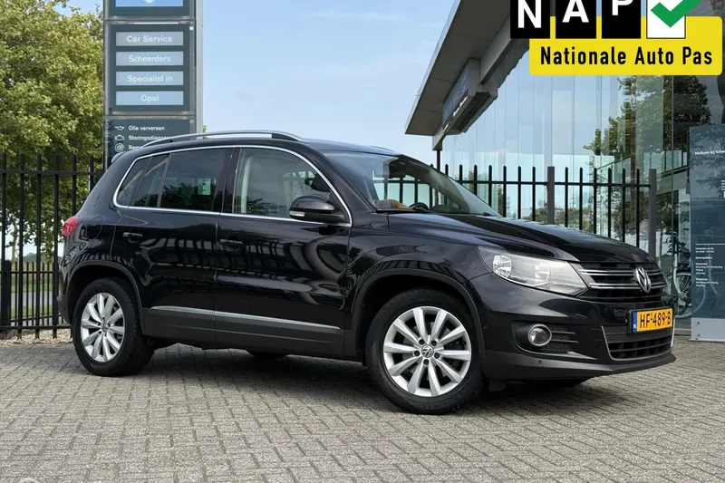 Volkswagen Tiguan (2015)