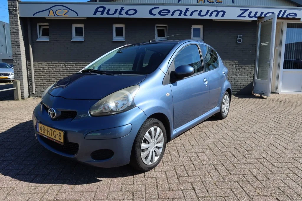 Toyota Aygo (2009) — foto 1