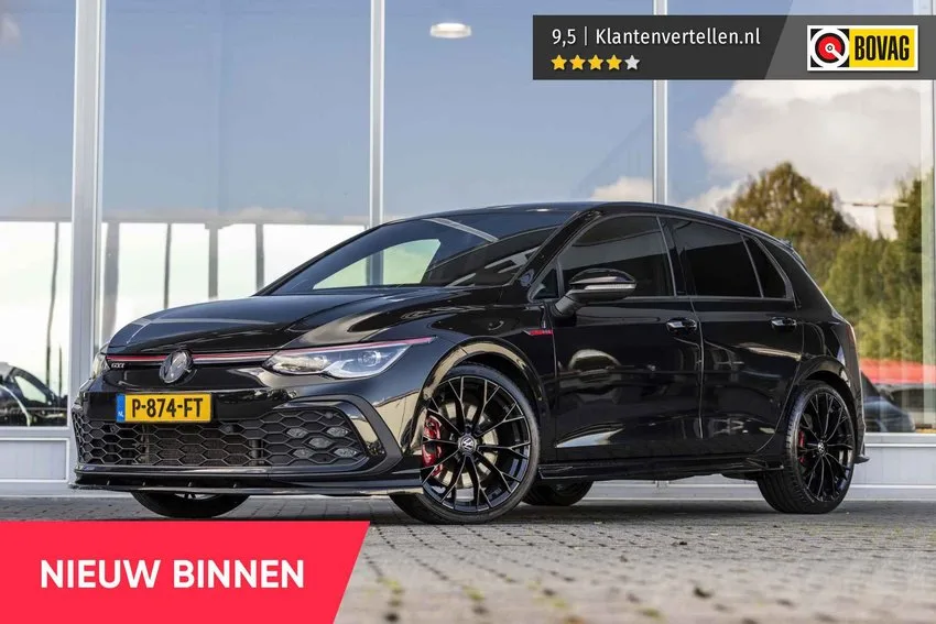 Volkswagen Golf (2021) — foto 1