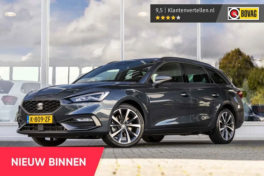SEAT Leon Sportstourer (2021) — foto 1