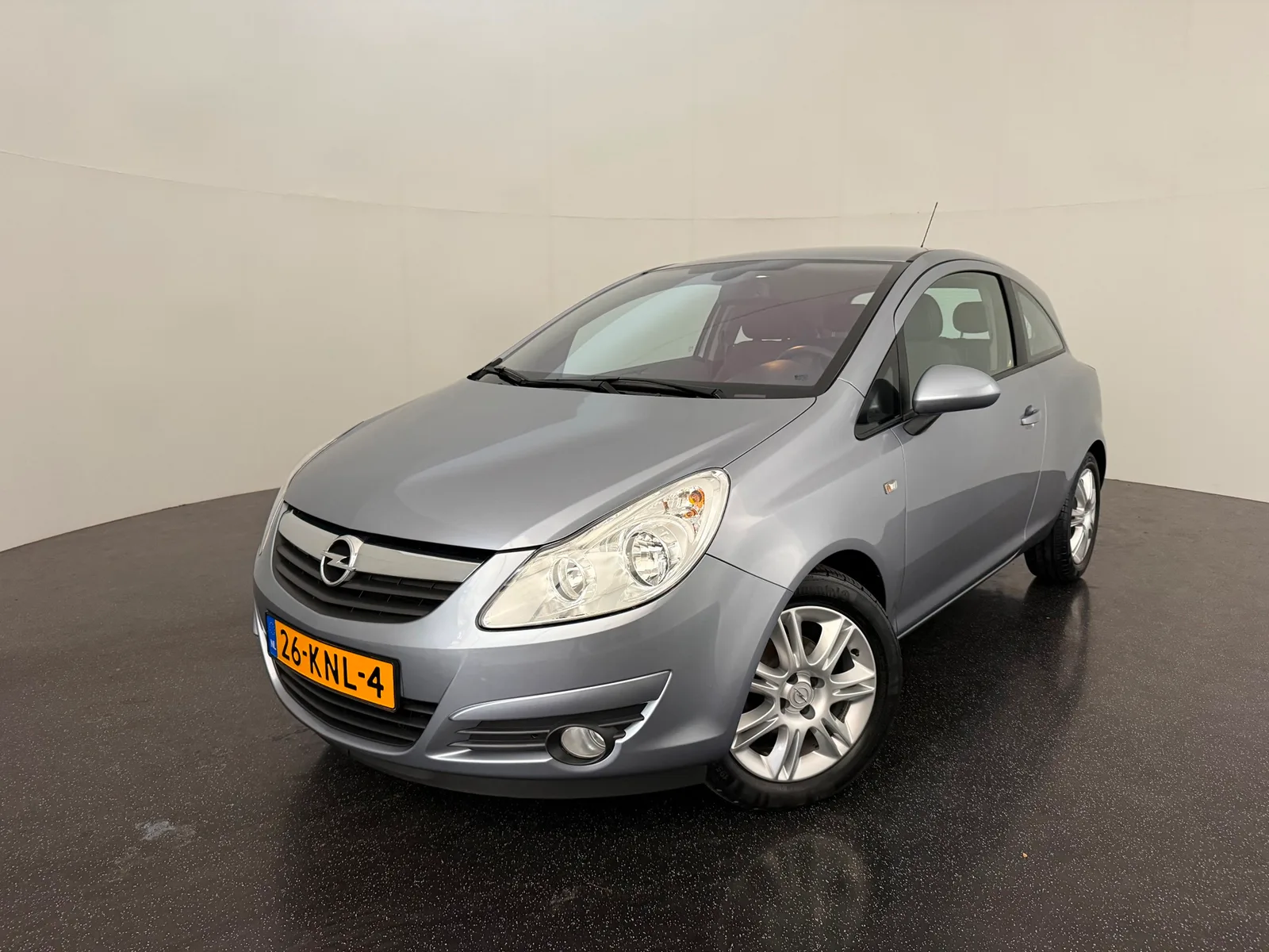 Opel Corsa (2010) — foto 1