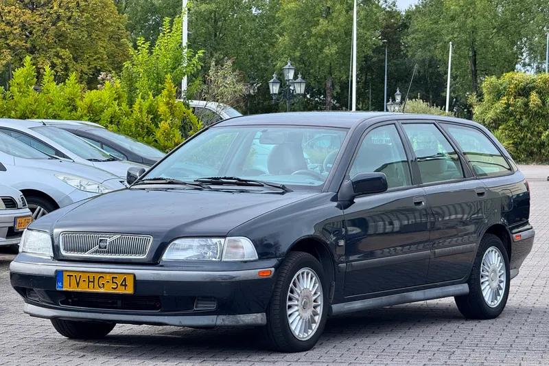 Volvo V40 (1998)