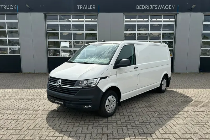 Volkswagen Transporter (2024)