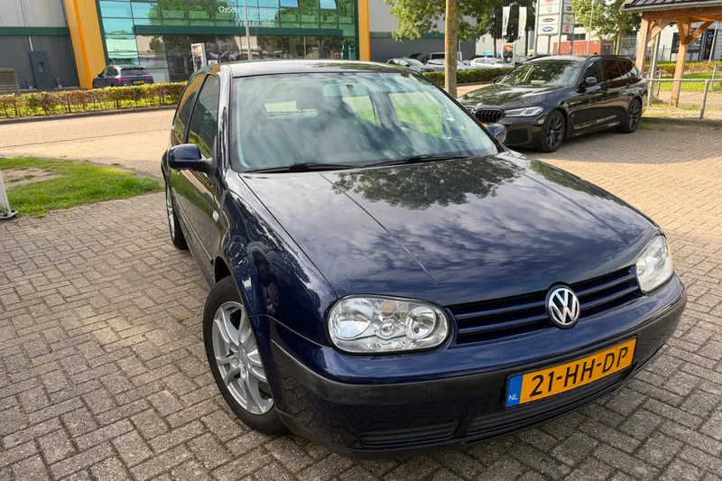 Volkswagen Golf (2001)