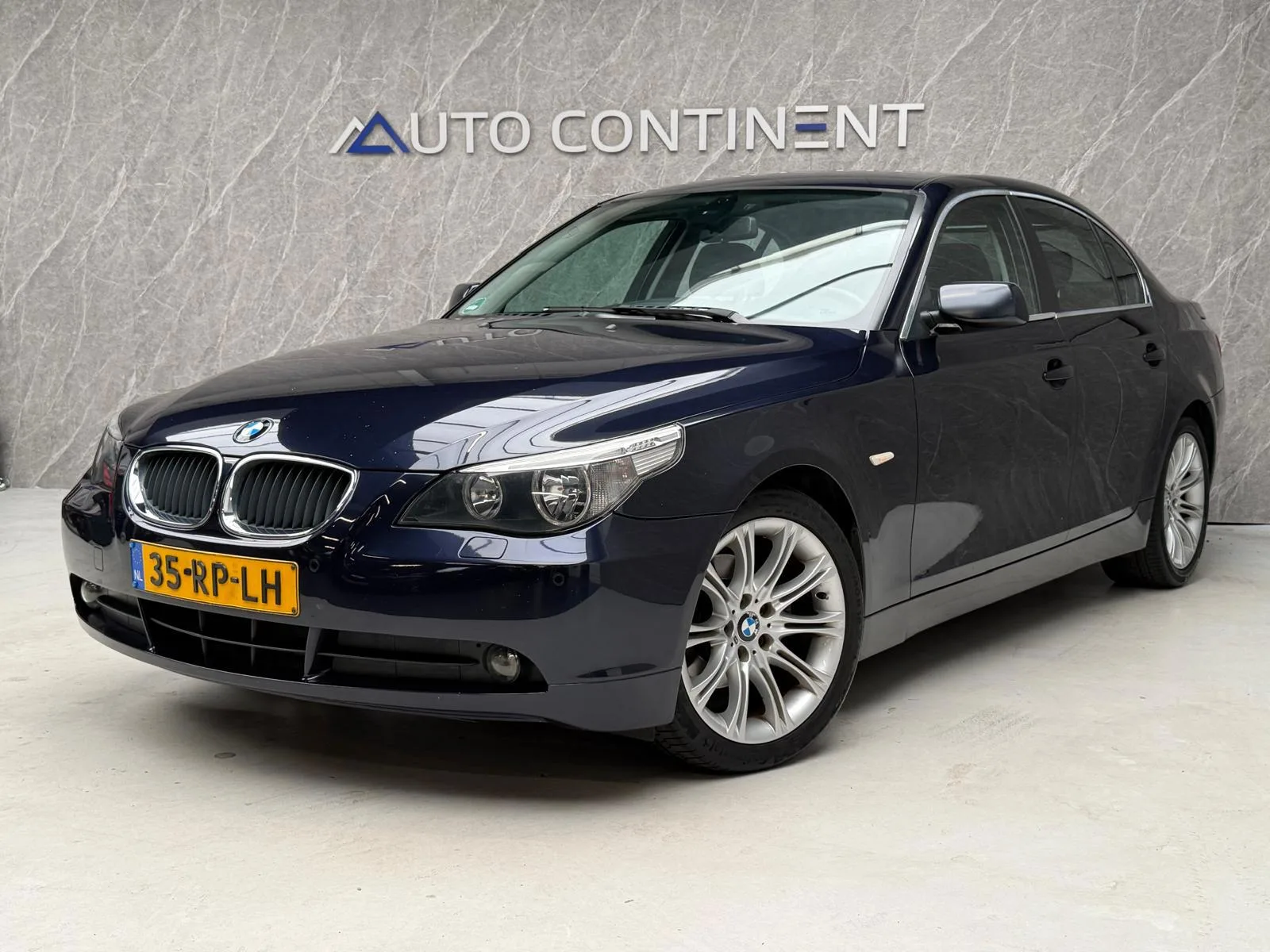 BMW 5-Serie (2005) — foto 1