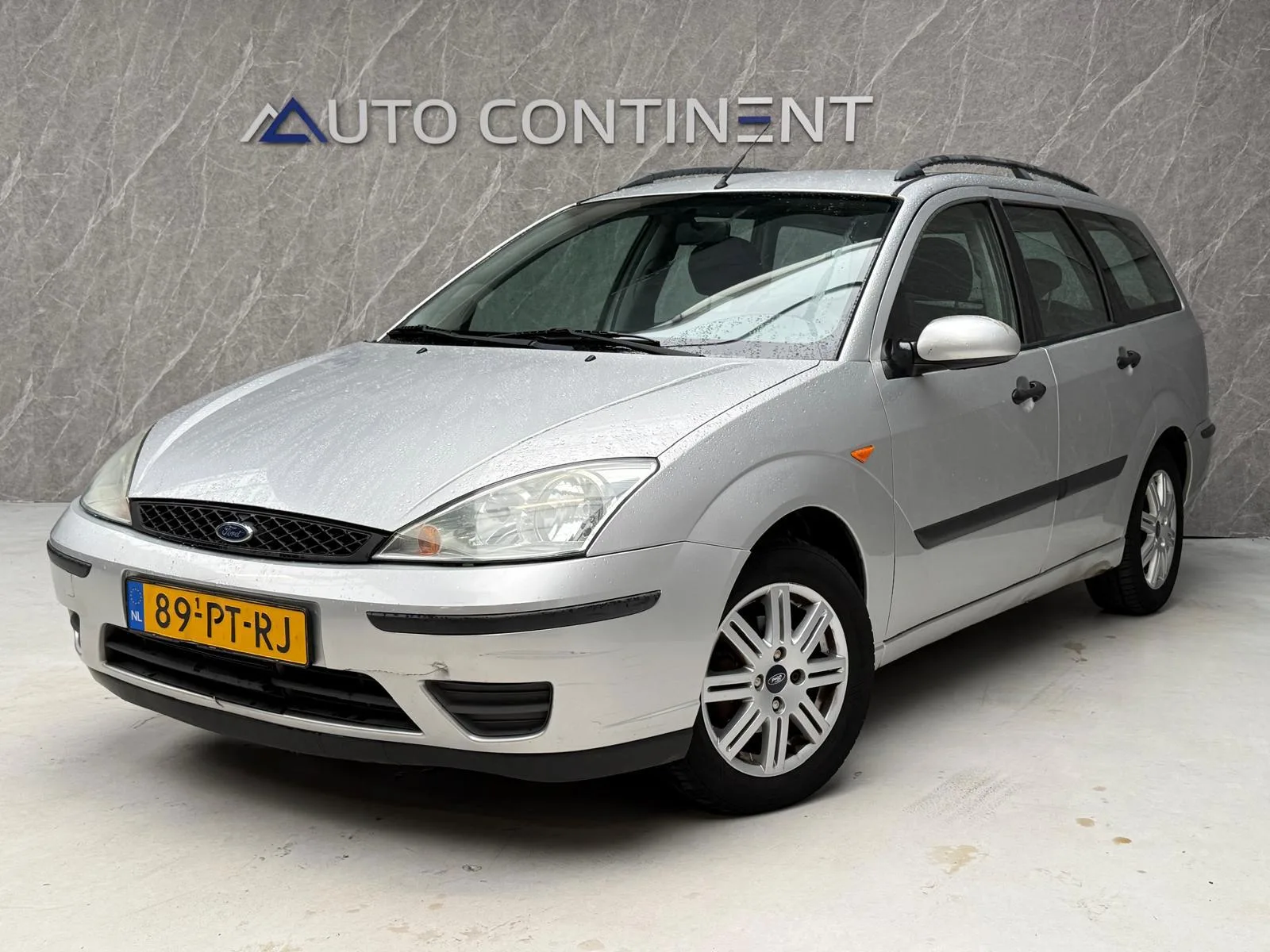 Ford Focus (2004) — foto 1
