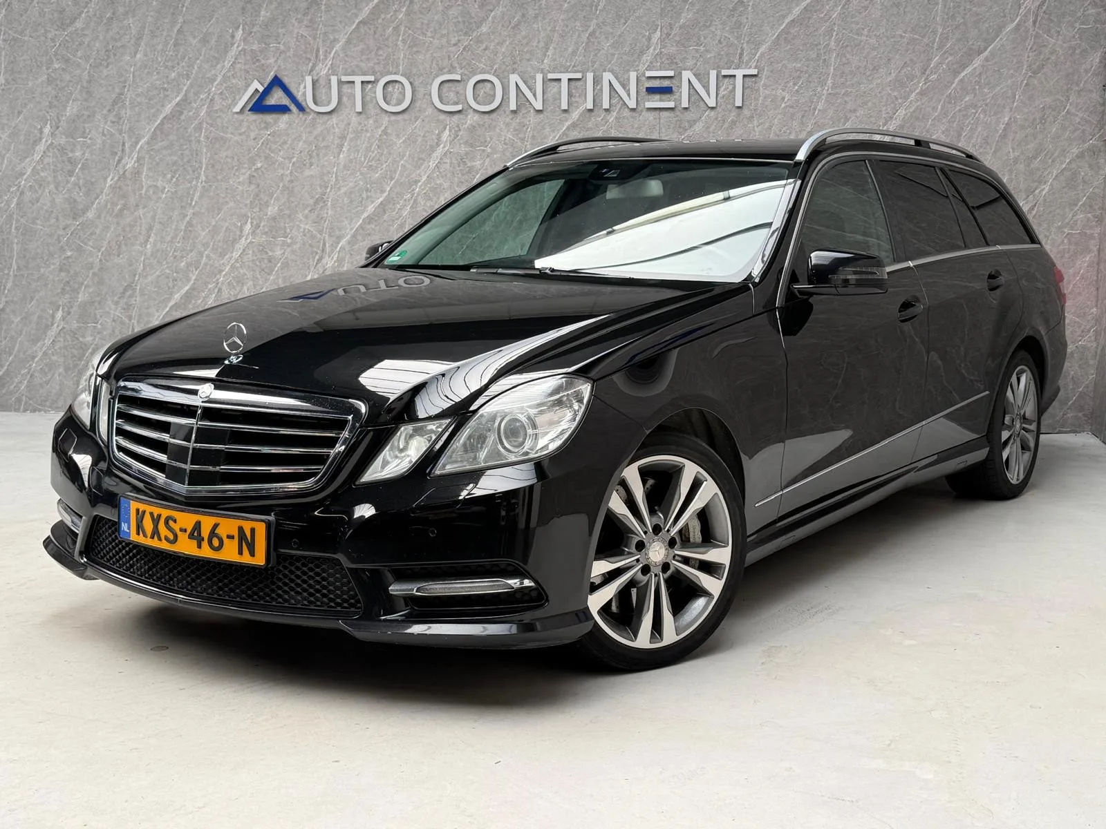 Mercedes-Benz E-Klasse (2012) — foto 1