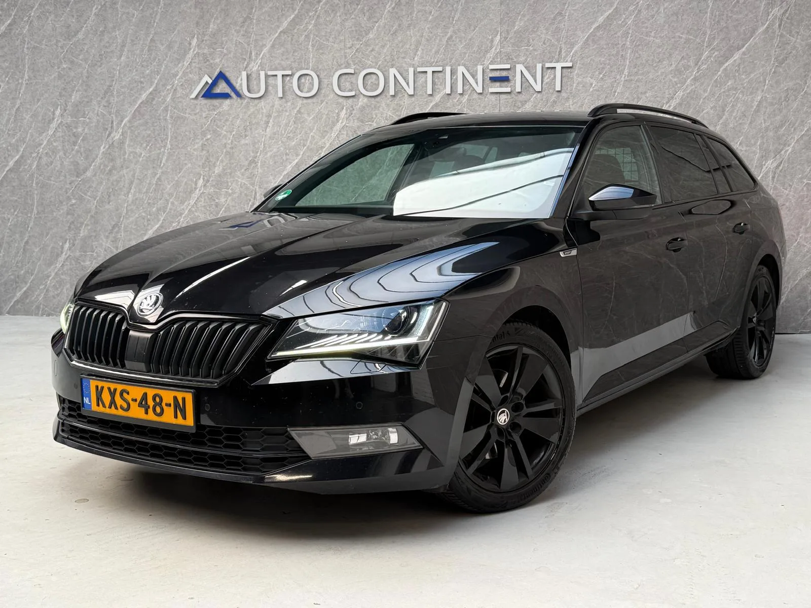 Škoda Superb (2018) — foto 1