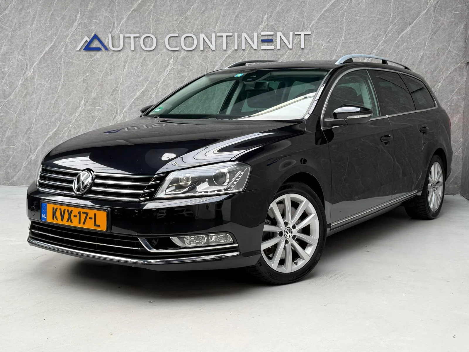 Volkswagen Passat (2011) — foto 1