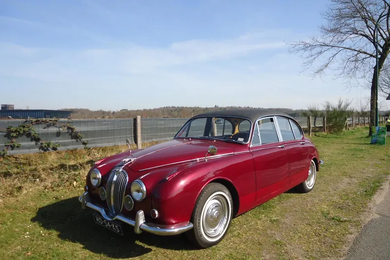 Jaguar MK2 (1967)