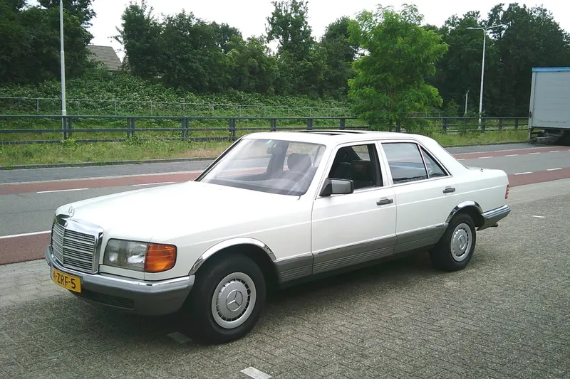 Mercedes-Benz 380 SE (1980)