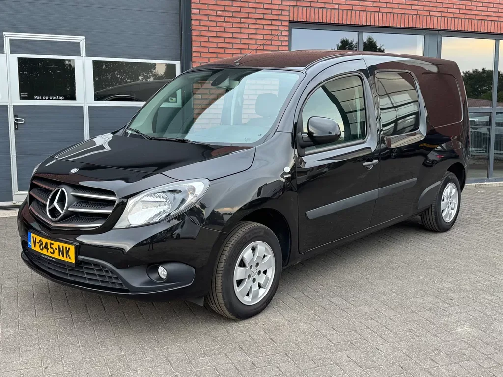 Mercedes-Benz Citan (2018) — foto 1