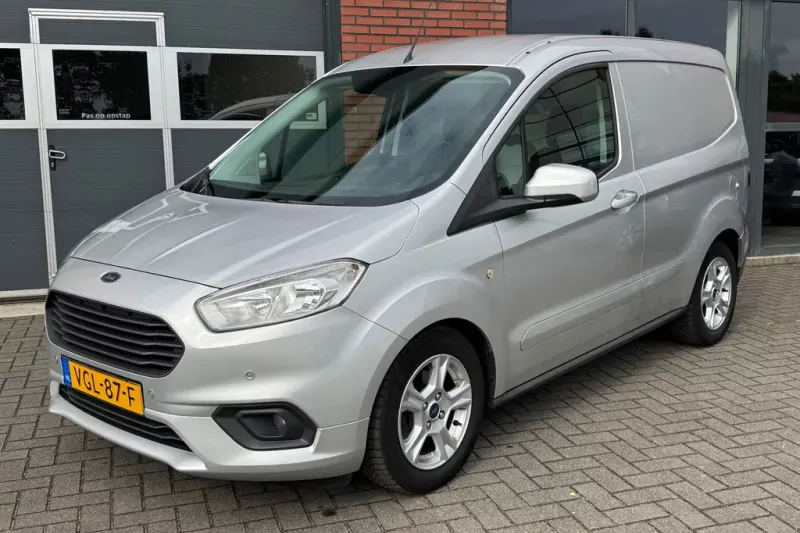 Ford Transit Courier (2020)