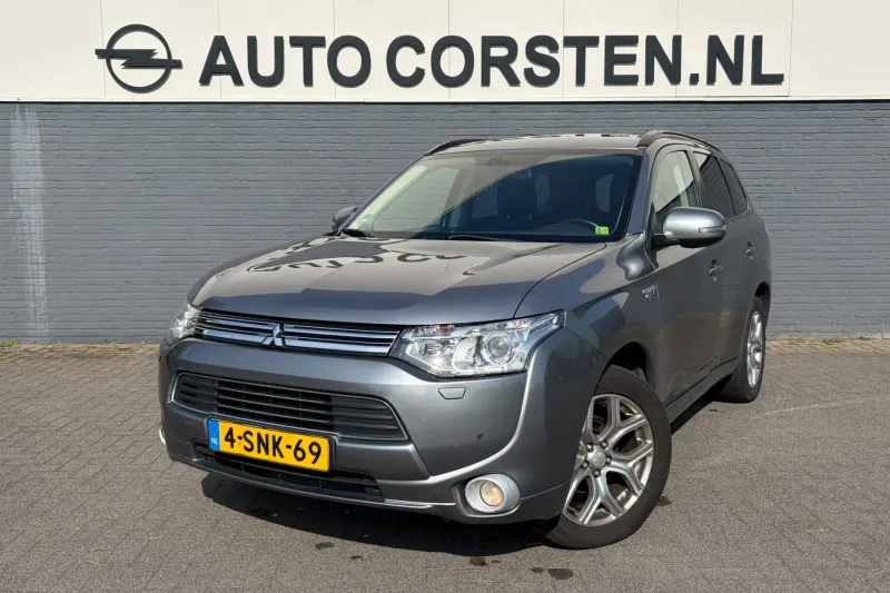 Mitsubishi Outlander (2013)