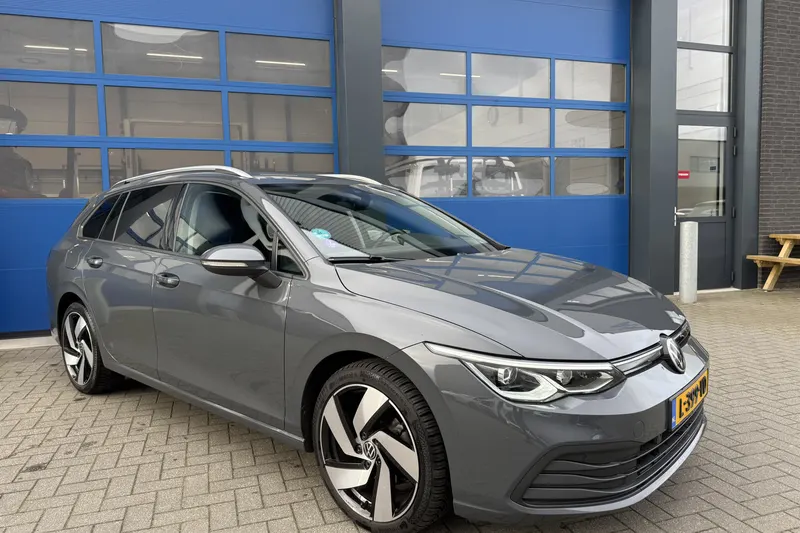 Volkswagen Golf (2021)