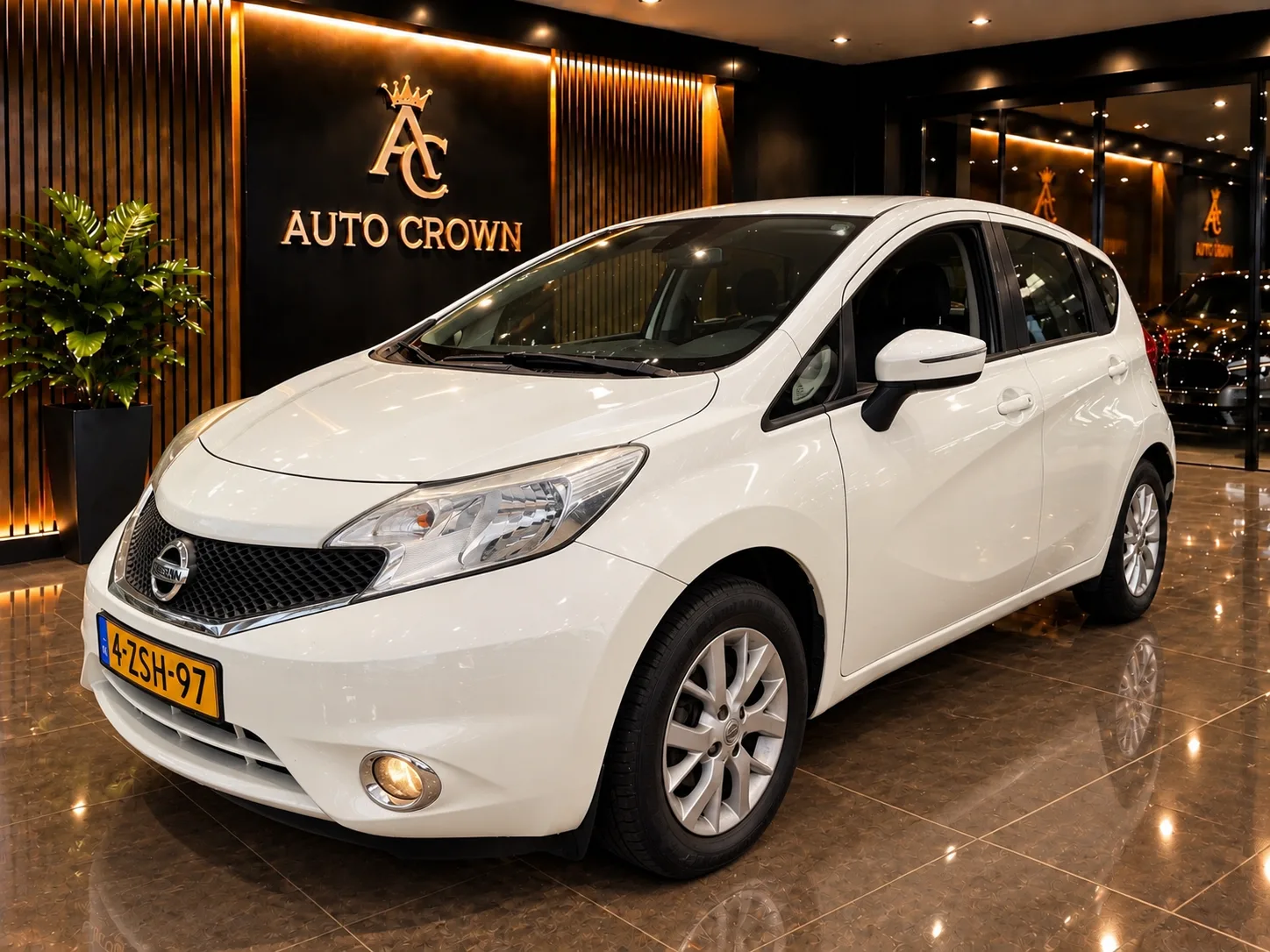 Nissan Note (2015) — foto 1
