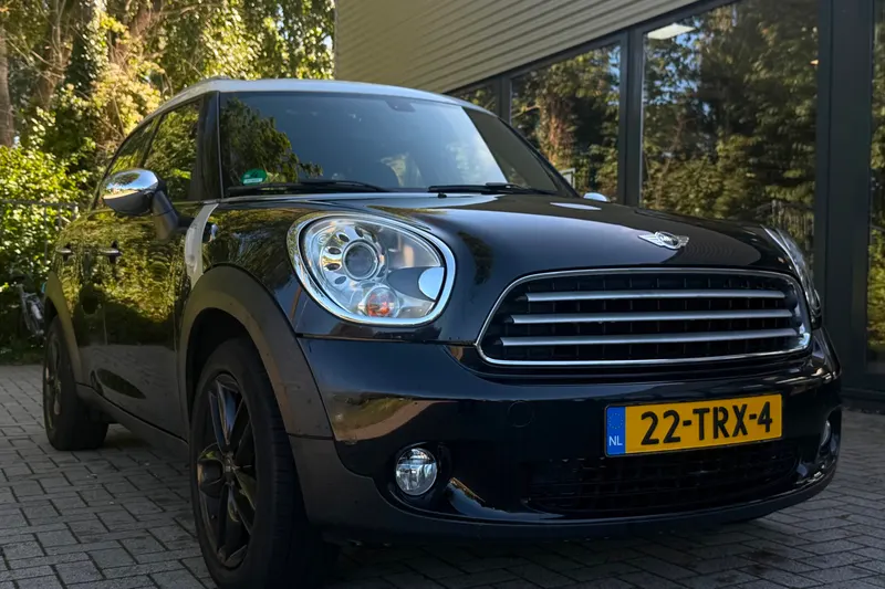 MINI Countryman (2012)