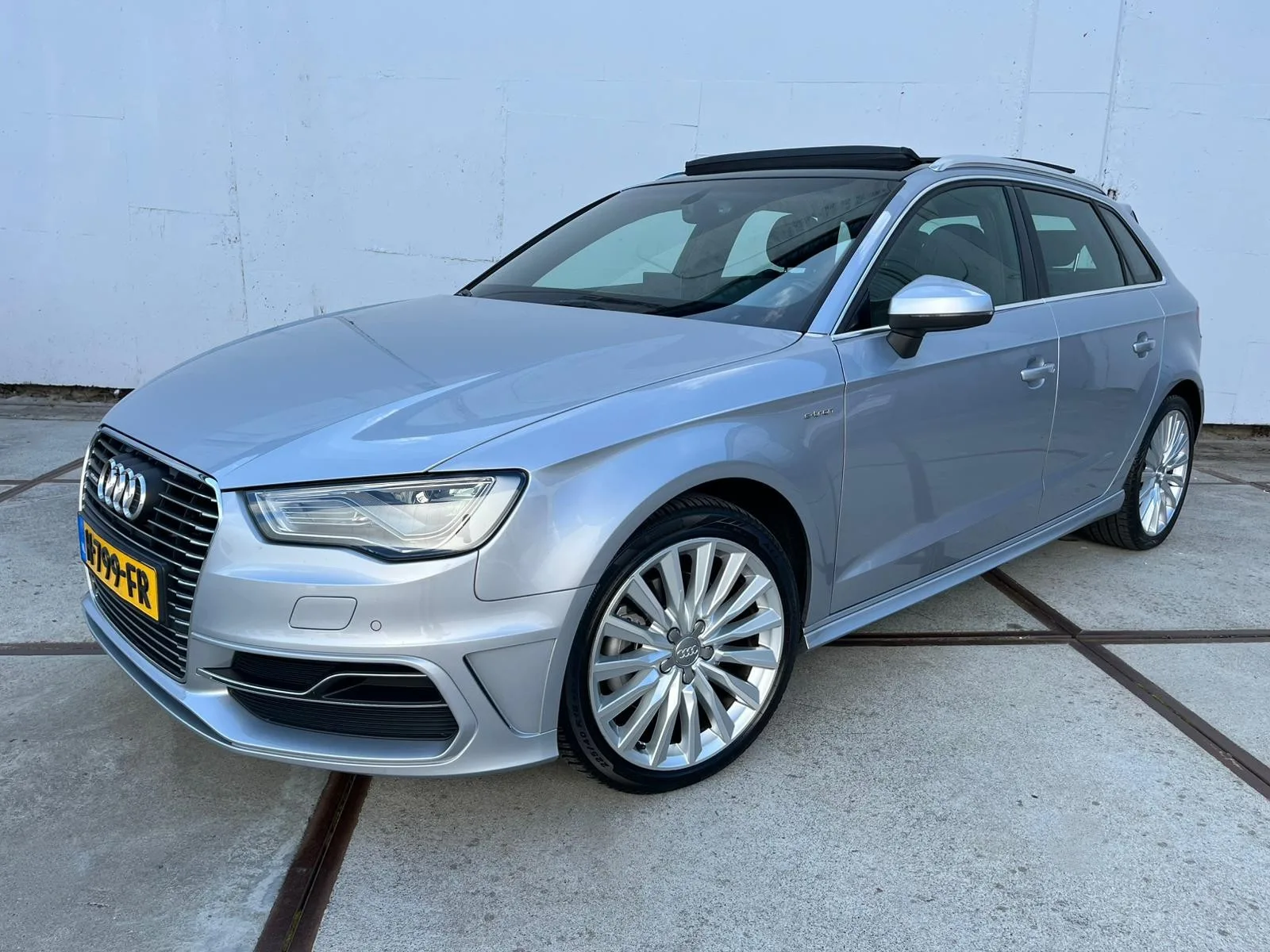 Audi A3 (2014) — foto 1