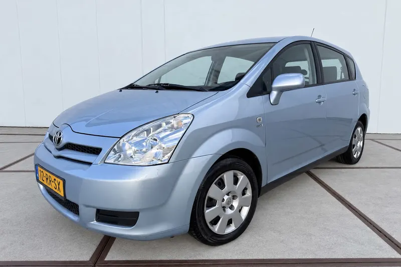 Toyota Corolla Verso (2005)