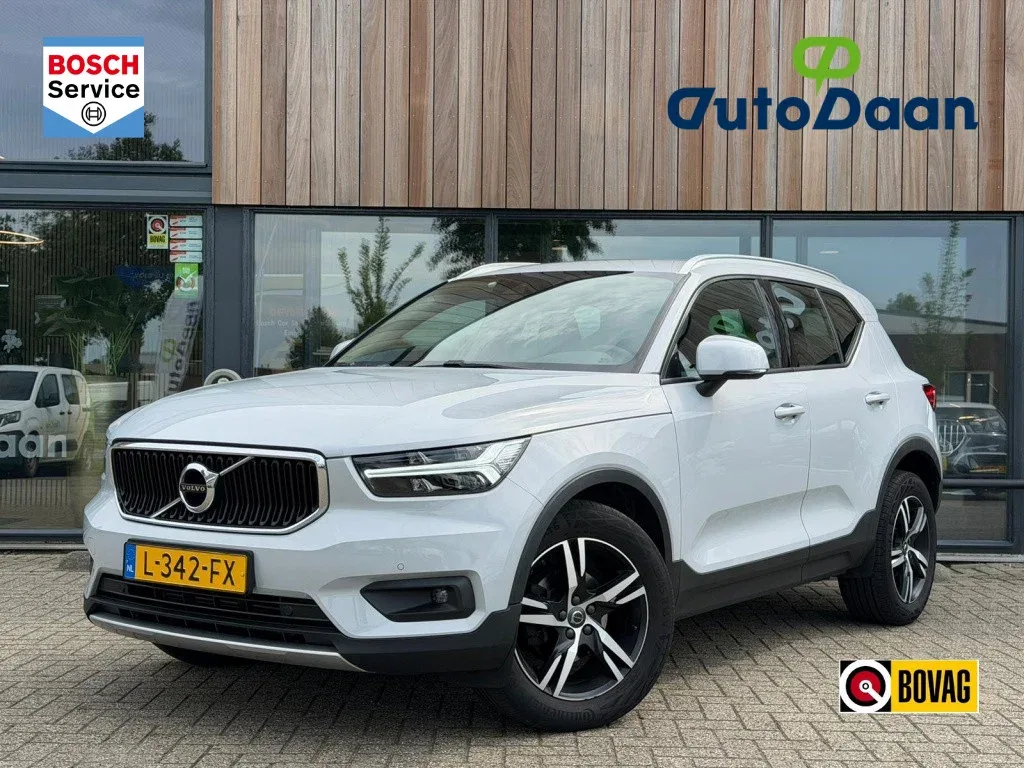 Volvo XC40 (2021) — foto 1