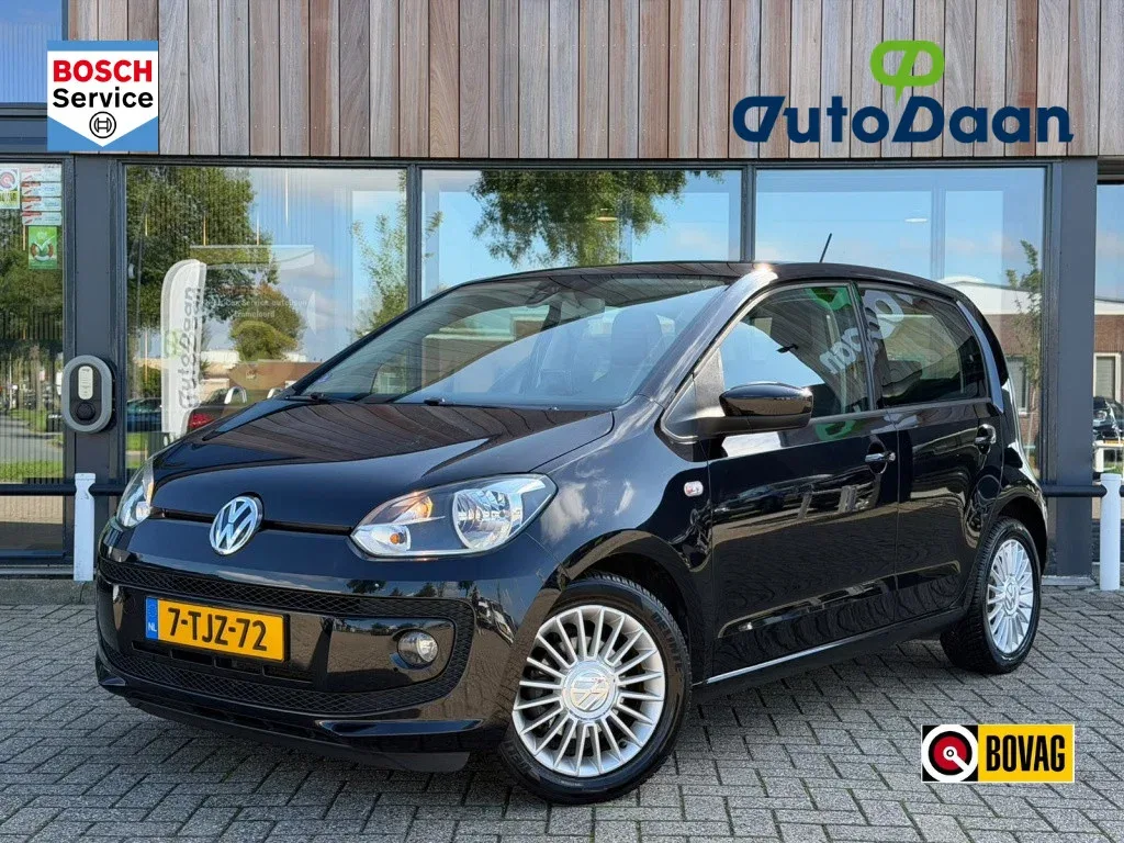 Volkswagen Up! (2014) — foto 1